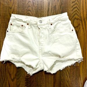 White Levi size 29 denim shorts - never worn but no tags